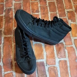 Vans Sk8-Hi All Black High Top Sneakers - Men's 6.5 / Women's 8
